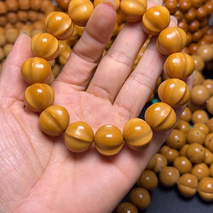 吊坠橄榄核聚宝盆