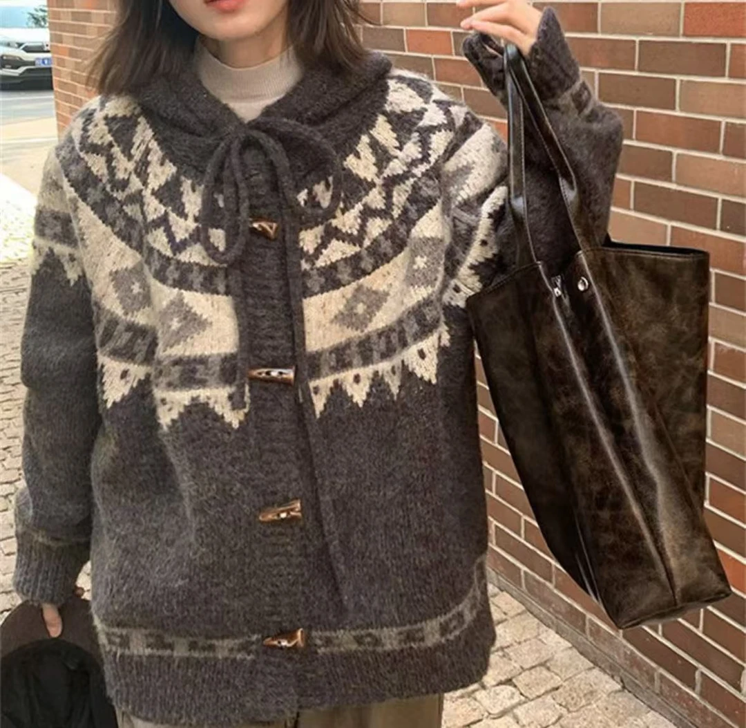 KANING（011#）韩系提花撞色针织圆扣开衫毛衣kc