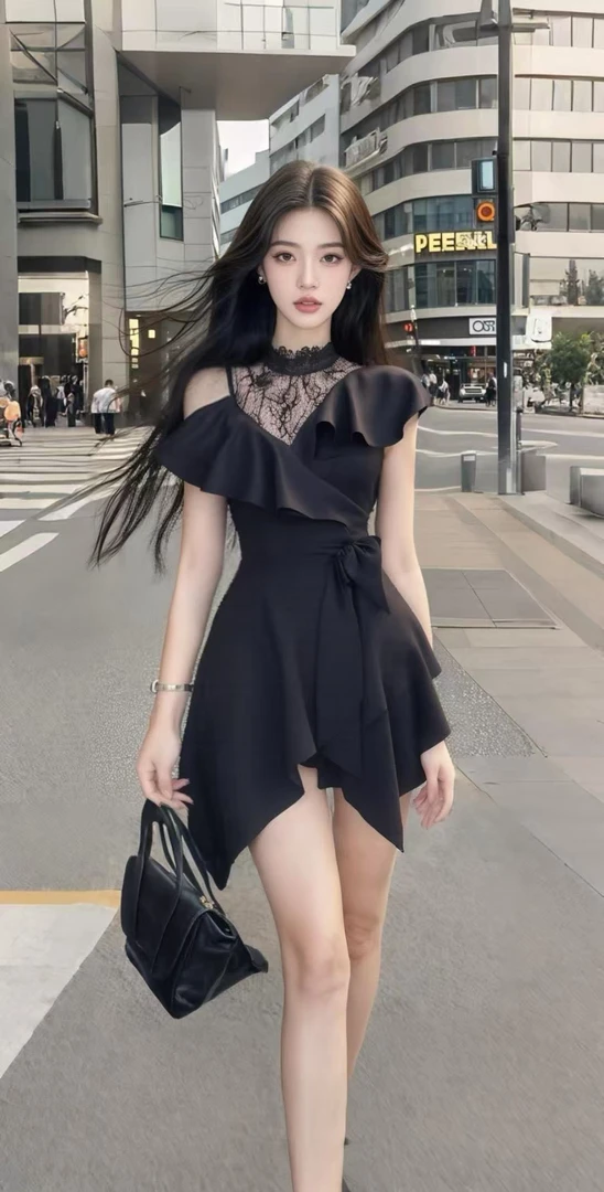 新款轻奢优雅高级黑色圆领收腰蕾丝连衣裙女小众设计气质显瘦裙子