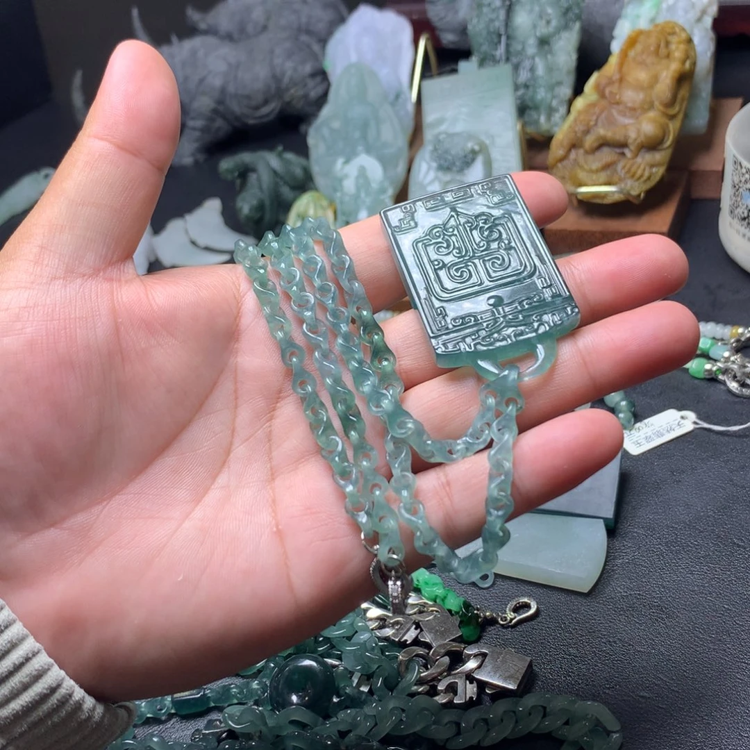 富***天定制翡翠未镶嵌翡翠