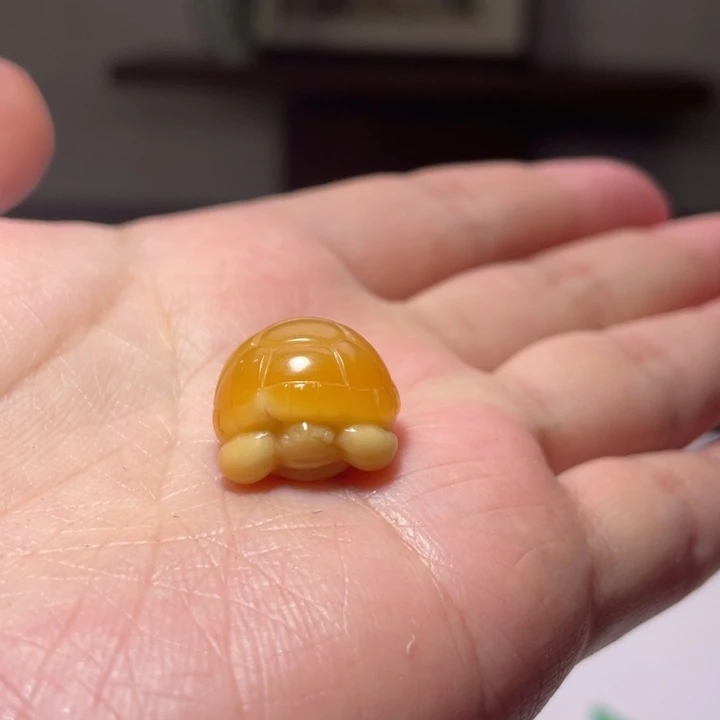 石英质玉（缅黄）合金颈饰