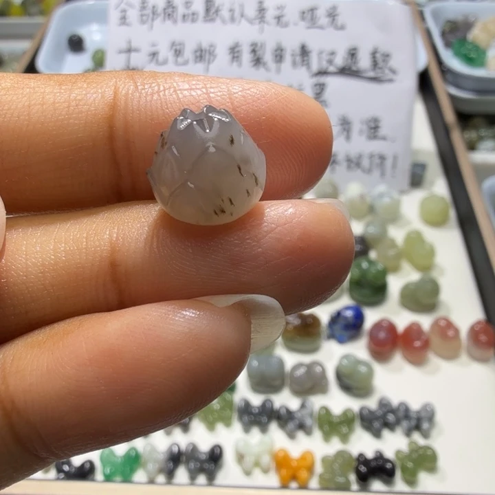 和田玉未镶嵌珠宝奇石