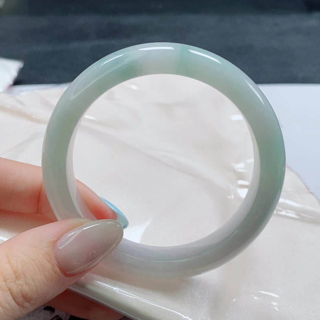 【闪购商品】未镶嵌手镯翡翠511号