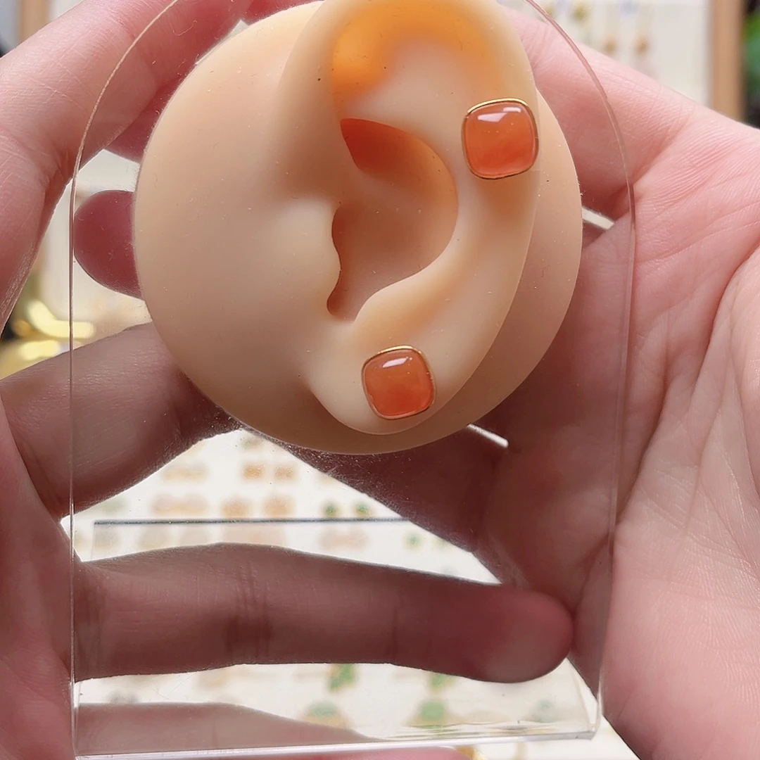 南红玛瑙银S925镶嵌耳饰