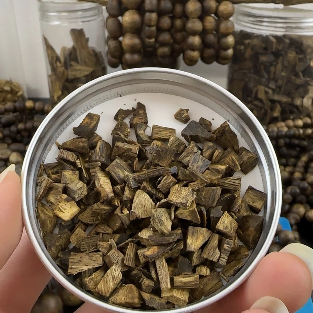 沉香沉香碎屑沉香碎屑