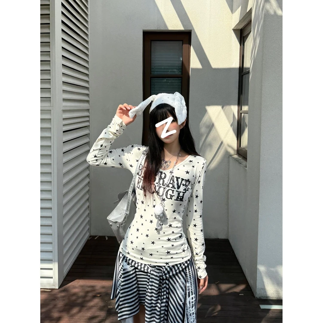 满印星星修身长袖女秋季千禧辣妹风收腰显瘦短上衣