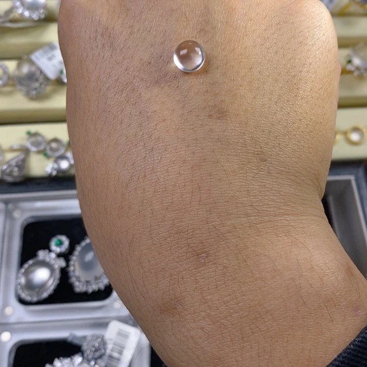 凯***子石英质玉未镶嵌珠宝半成品