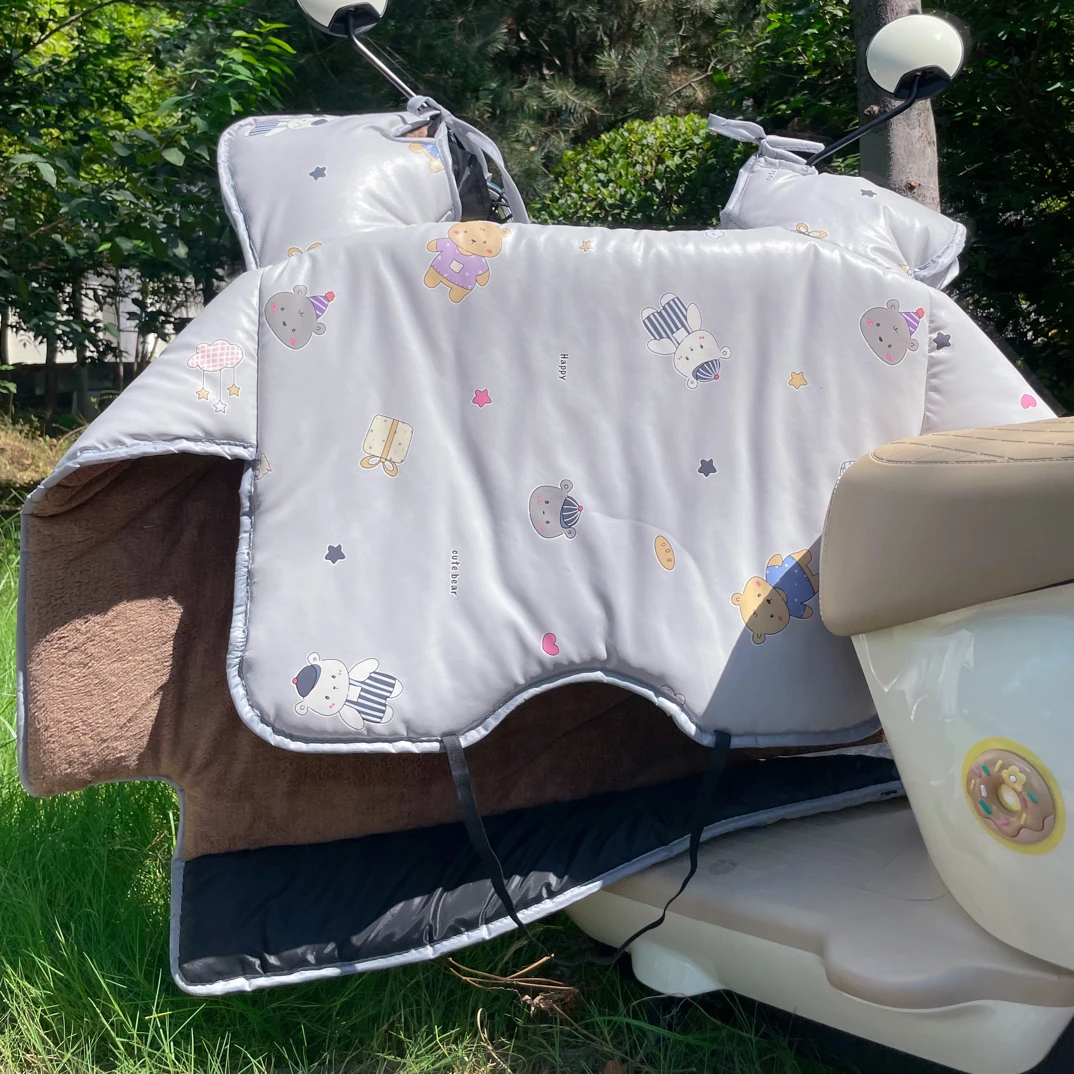 高端皮革挡风电动车新款加大加绒 防水防寒防风冬季加厚