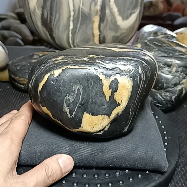 新疆金丝玉原石国画摆件