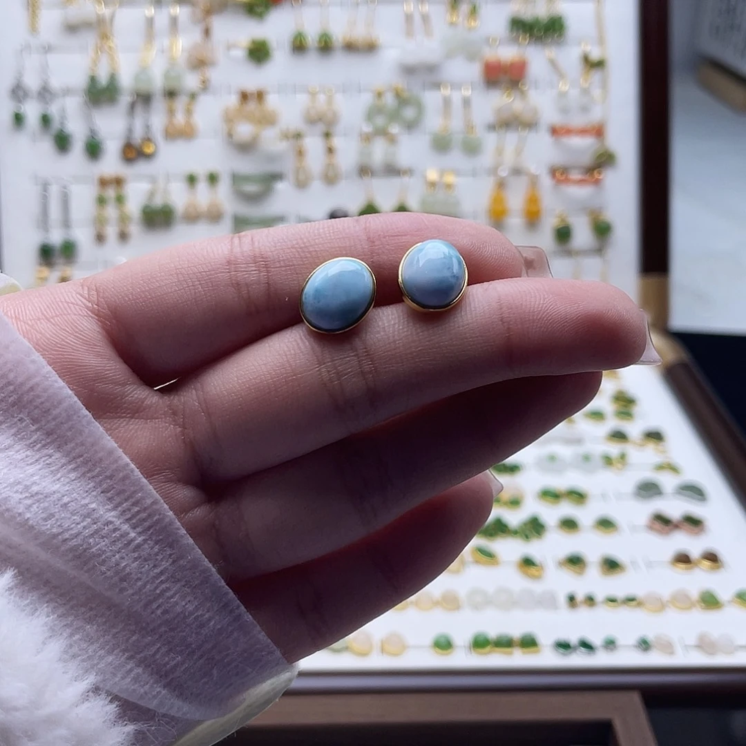 和田玉未镶嵌耳饰