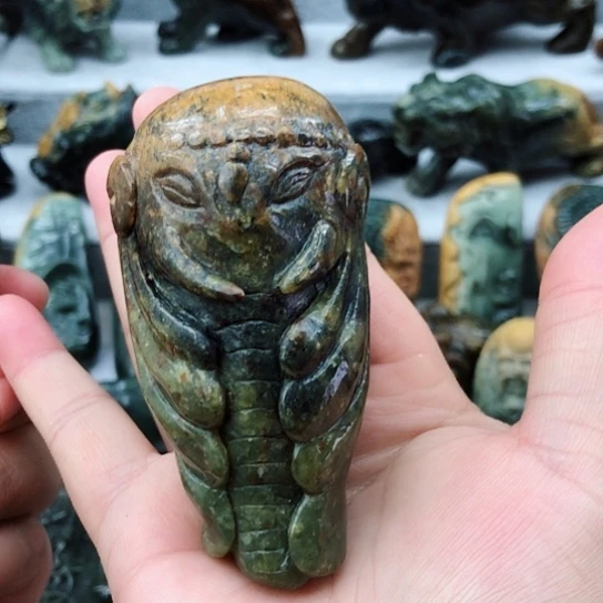 岫岩河磨玉（透闪石质玉）把件未镶嵌