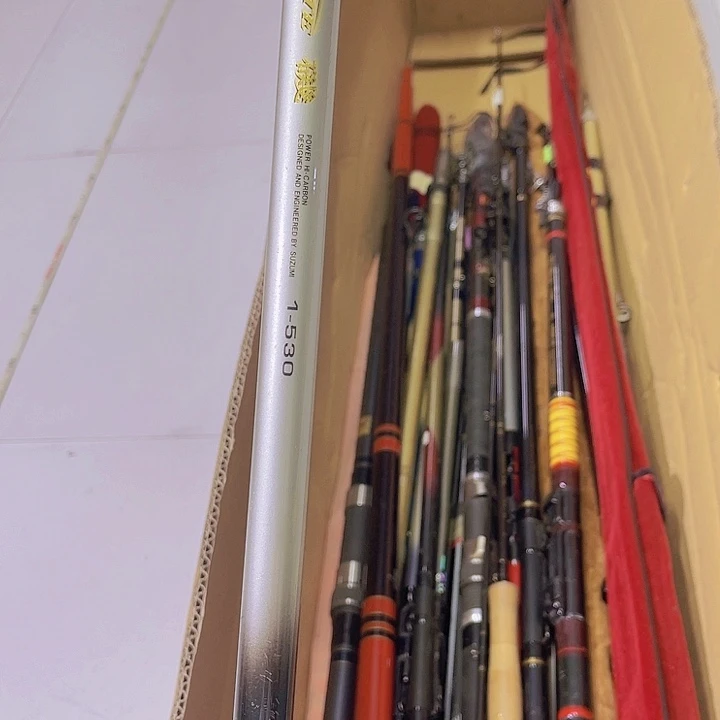 邵****）中古鱼竿 一物一拍 微瑕 看好下单