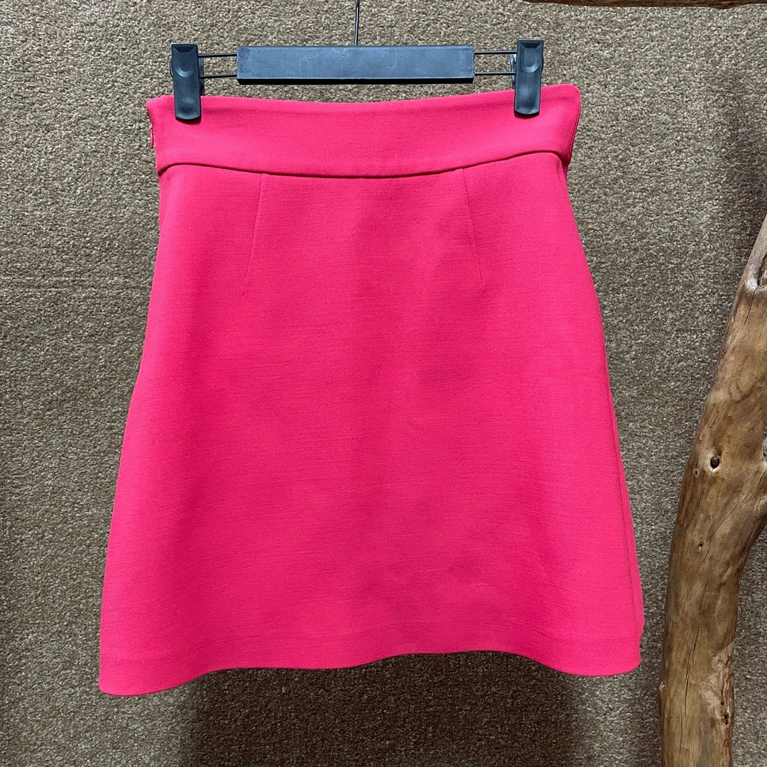 99新 MIU MIU/缪缪 纯色半裙 40码 70腰围 41362