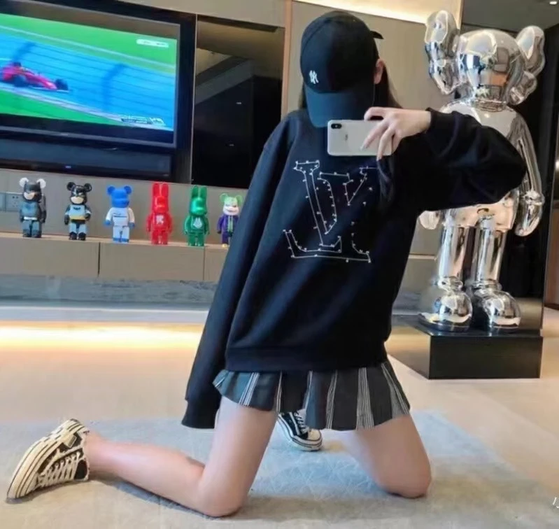 未使用 LouisVuitton/路易威登 TY 针织连连看星座卫衣 HJY21W