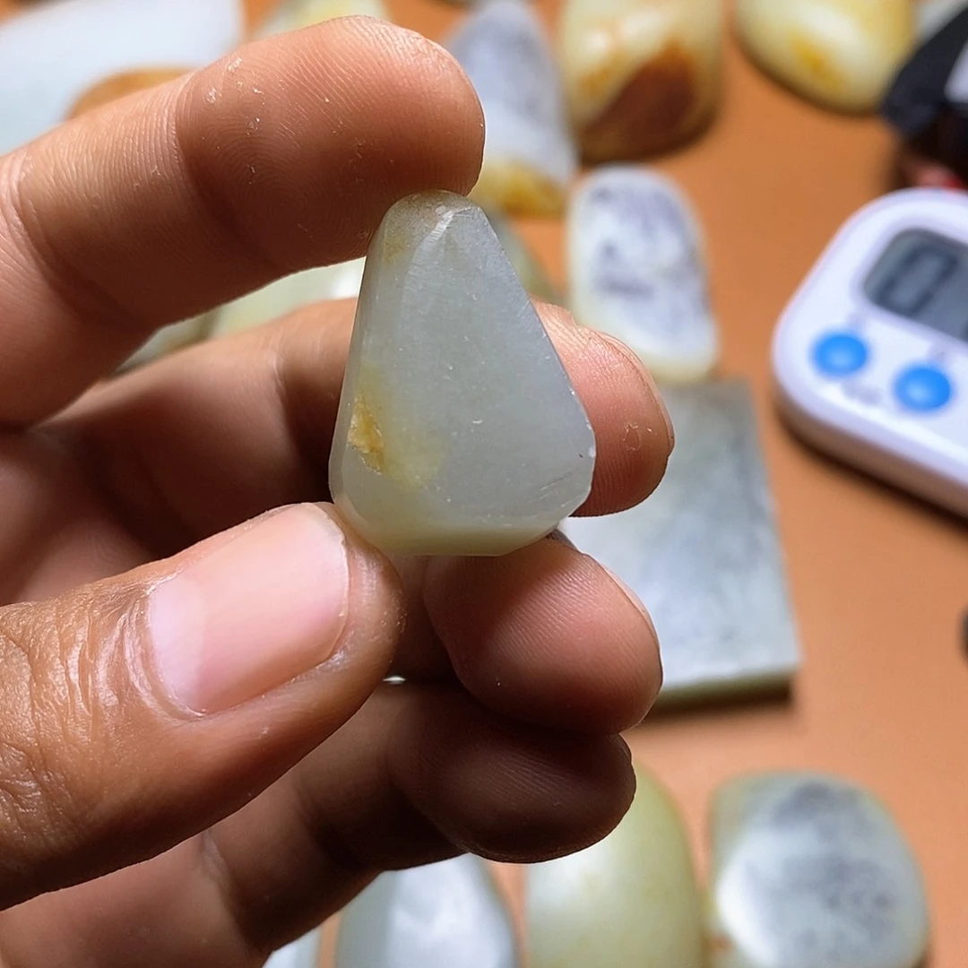 挂件未镶嵌定制和田玉我****）