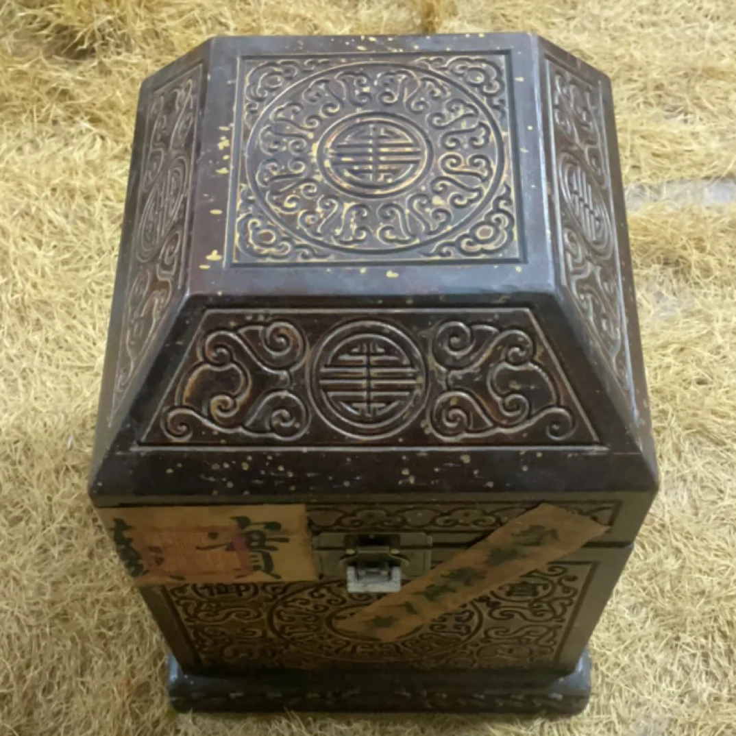 （闪购链接）——黑色花纹大木箱——（特色手工艺木）