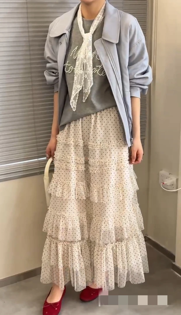 林杠杠春季新品/波点层层半裙
