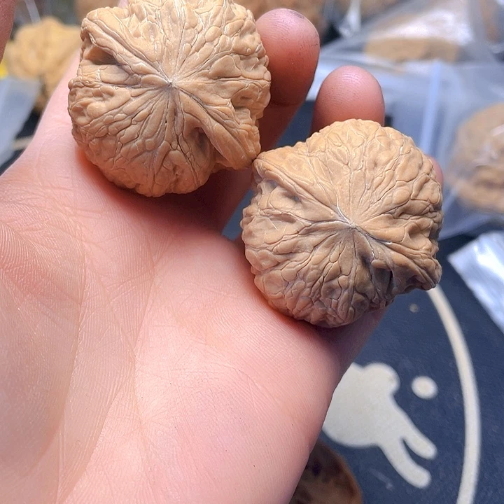 文玩核桃吊坠铁锤妹妹