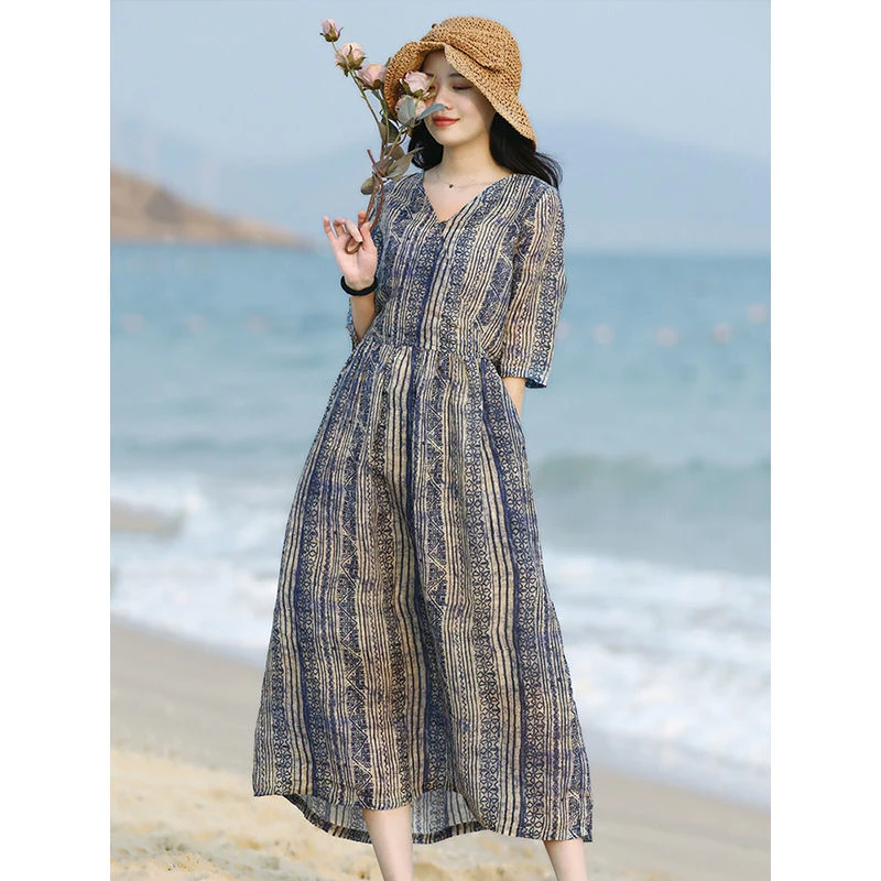 条纹印花棉麻V领连衣裙女2025夏季法式高级感气质宽松沙滩中长裙