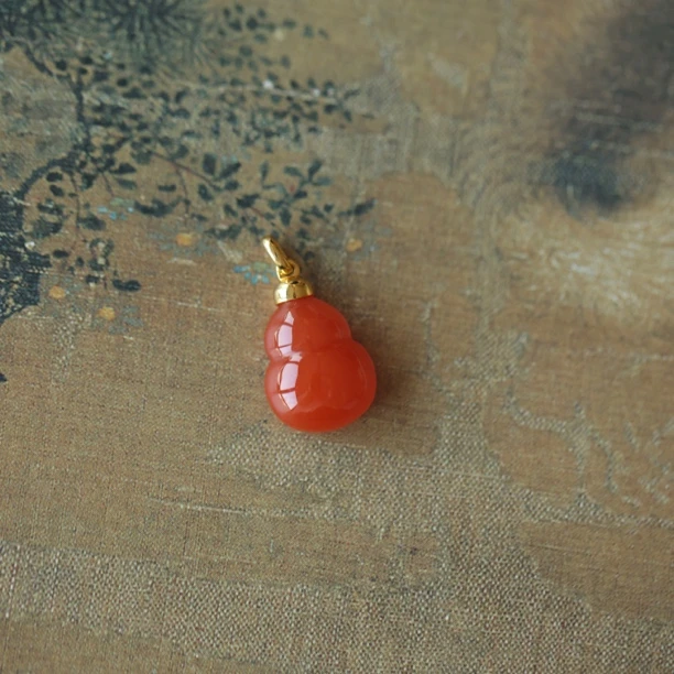 18k金南红葫芦吊坠DJ