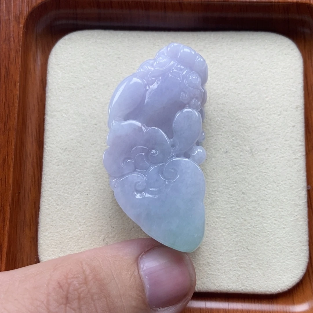 颈饰未镶嵌翡翠如意貔貅