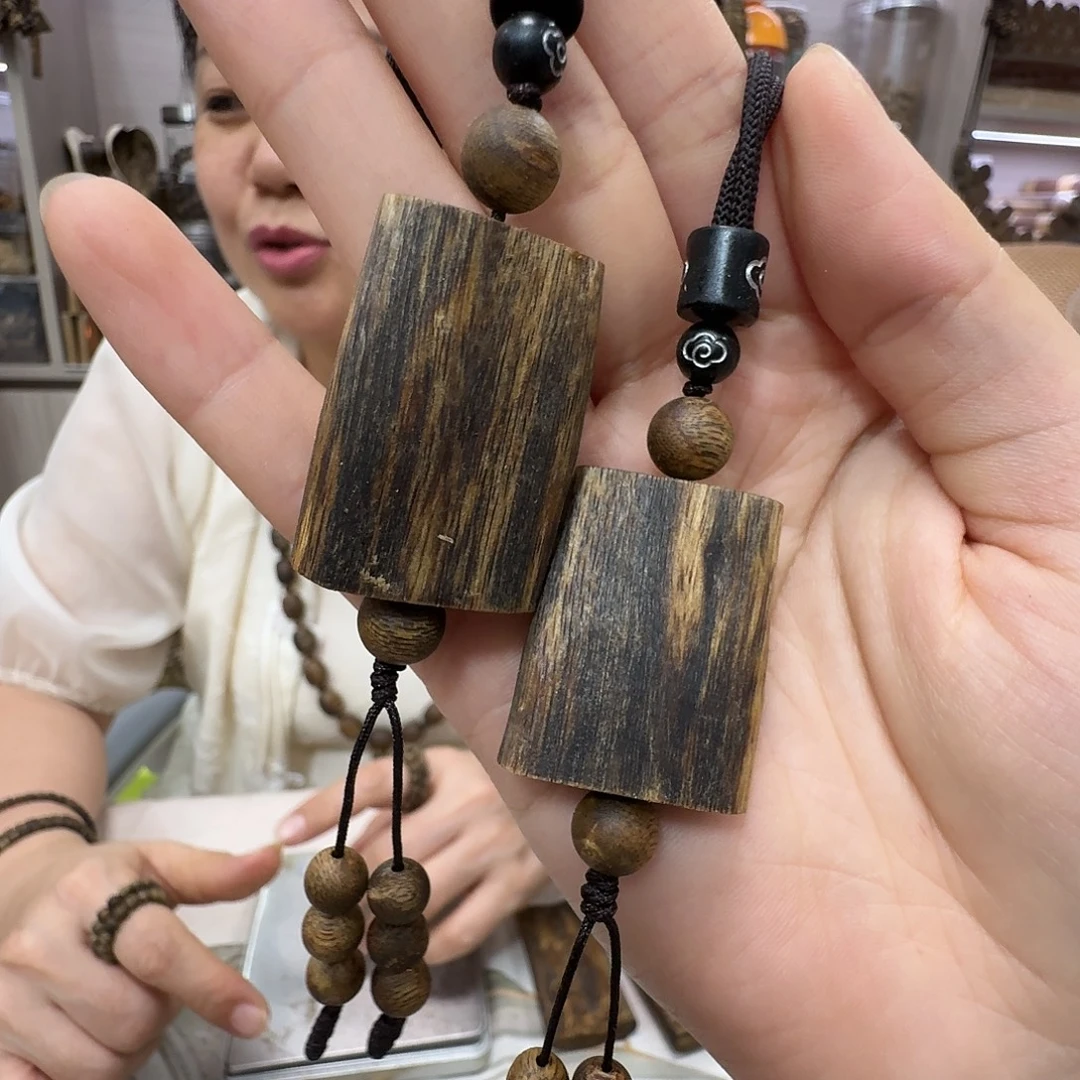 沉香沉香碎屑原材料吊坠发一