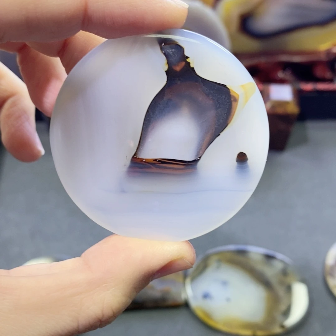 玛瑙/玉髓颈饰未镶嵌编号66 瑕疵