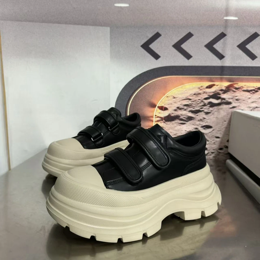 6122-3秋款新款2025圆头系带韩版简约休闲板鞋潮流百搭ins