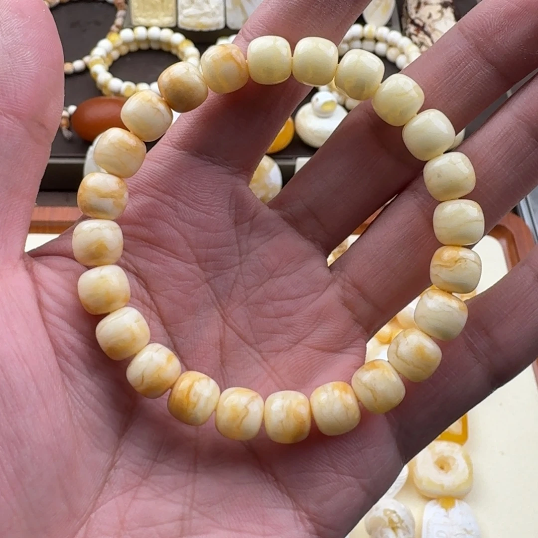 琥珀未镶嵌裸石蜜蜡