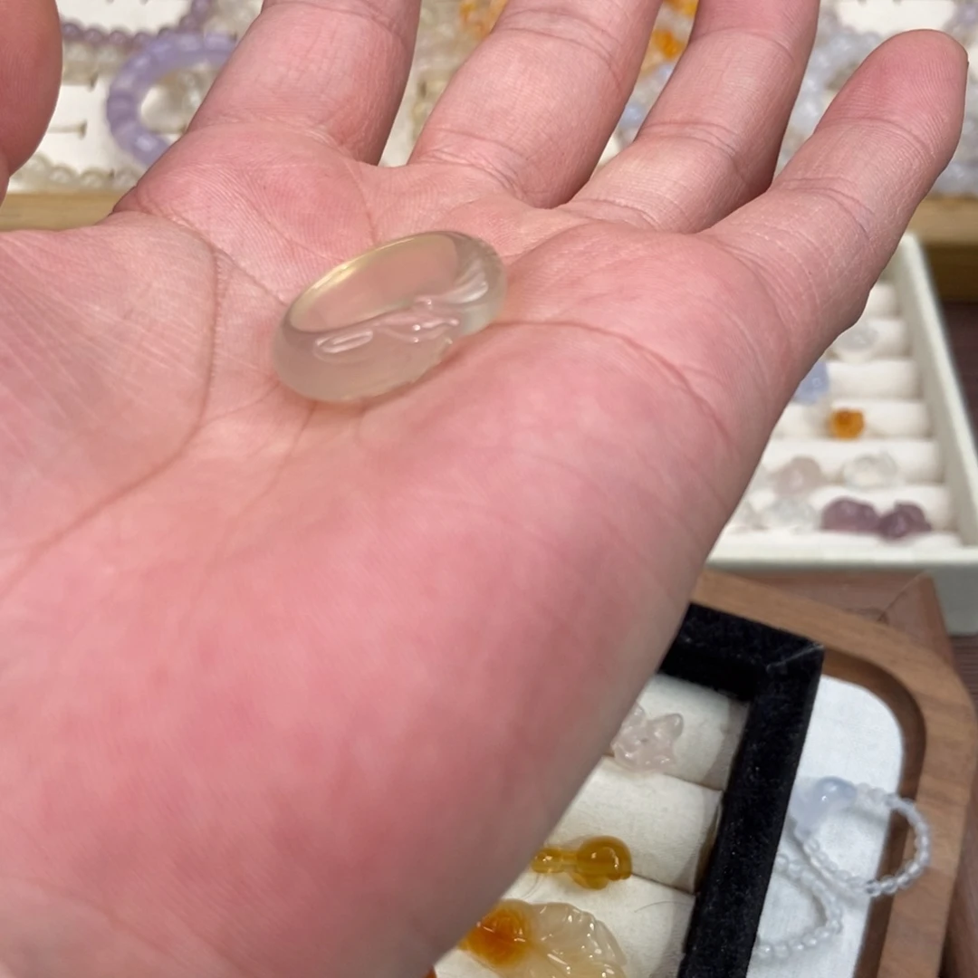 悟***玛瑙/玉髓未镶嵌手链唔