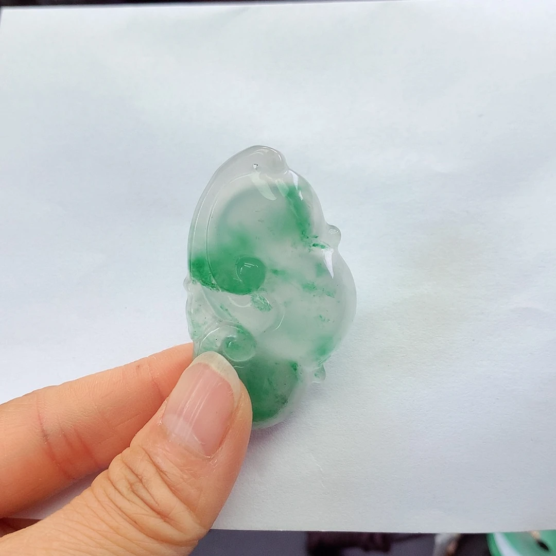 石英质玉颈饰未镶嵌