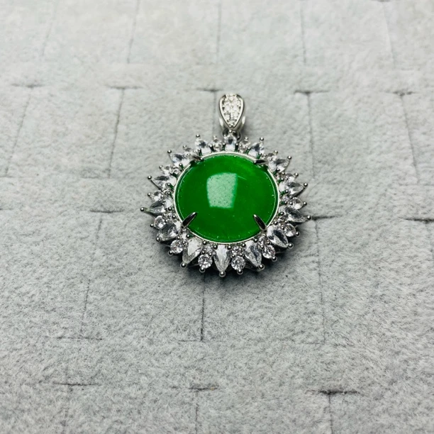 翡翠吊坠多样性发一（L13615）气质时尚精致百搭满绿素款翡翠手链