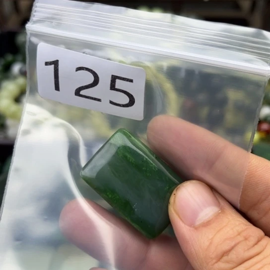 和田玉未镶嵌珠宝半成品