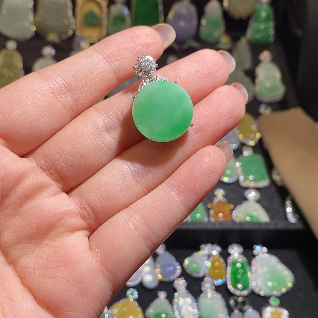 颈饰银S925镶嵌翡翠天然翡翠