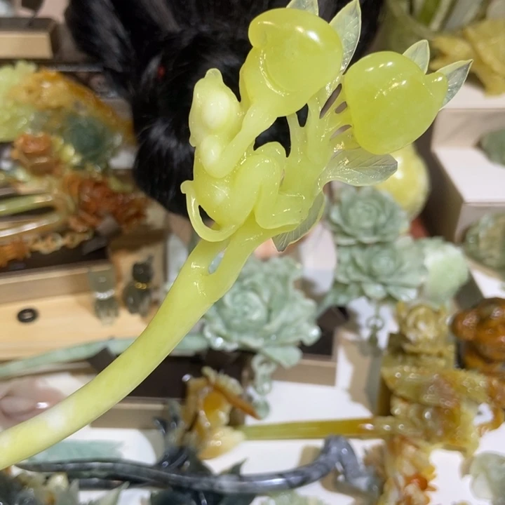 蛇纹石玉未镶嵌发饰