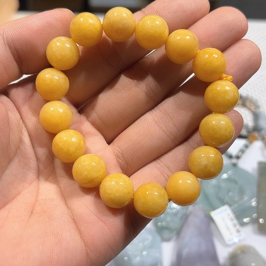 翡翠未镶嵌颈饰挂件
