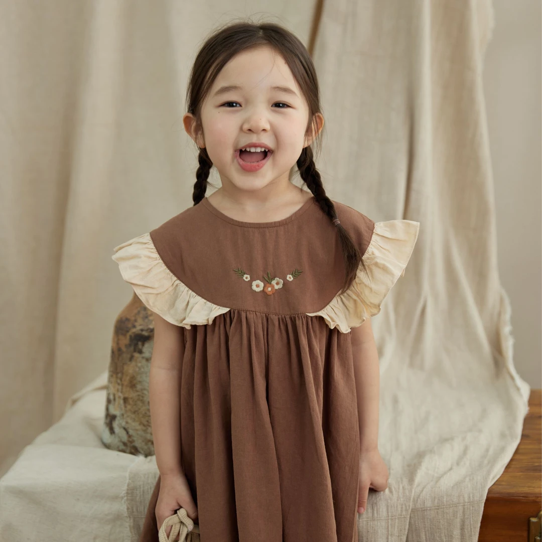 童连衣裙棉麻裙子夏季新款撞色刺绣小飞袖棉麻连衣裙8Q518
