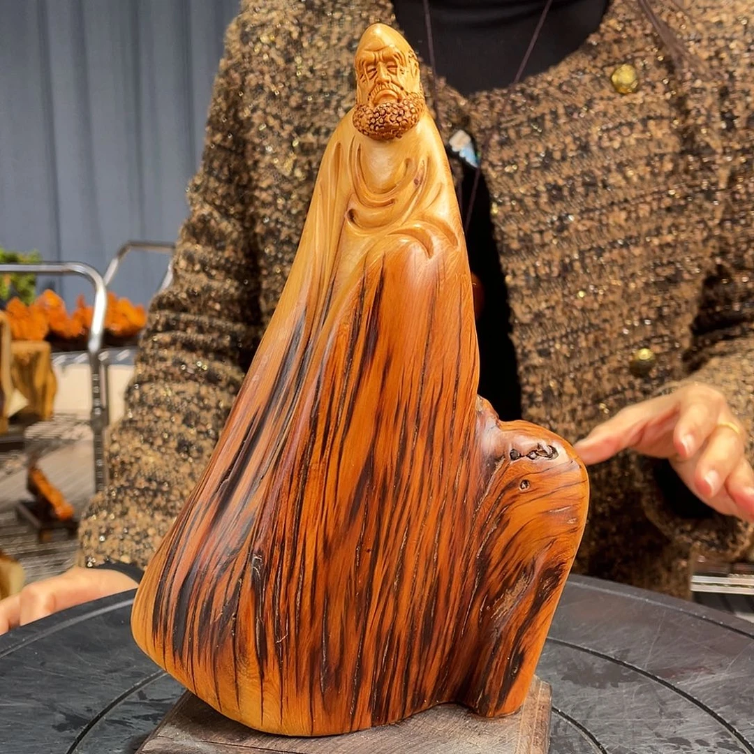 柏木（崖柏）随型艺术根雕