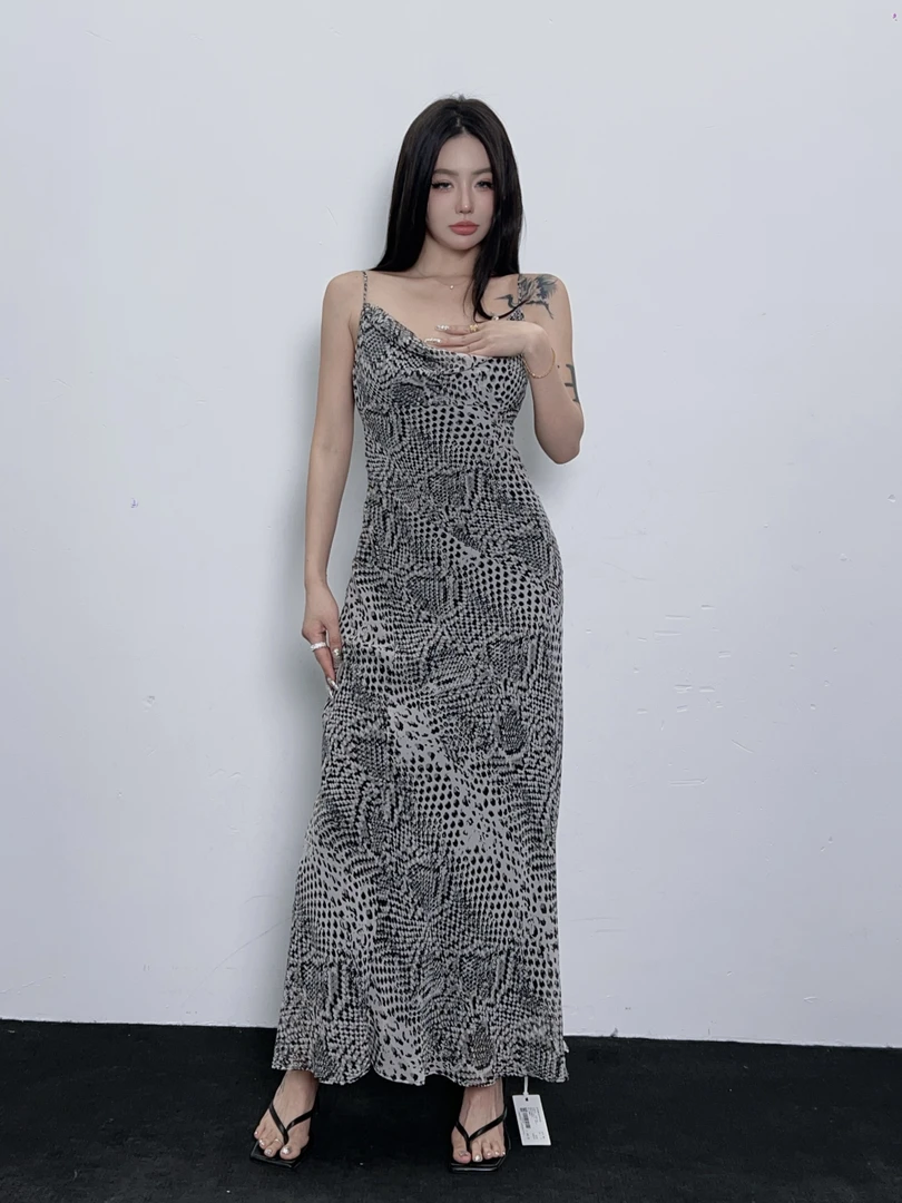 HTT小众设计感原创百搭休闲蛇纹收腰显瘦连衣裙5103372