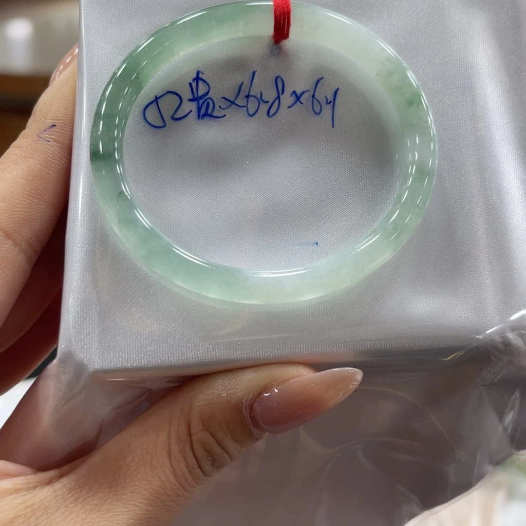 未镶嵌手镯翡翠翡翠