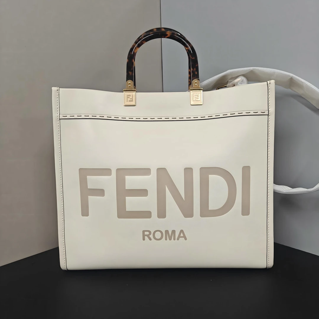 99新 FENDI/芬迪 /夏vv0926/单肩包/15538176