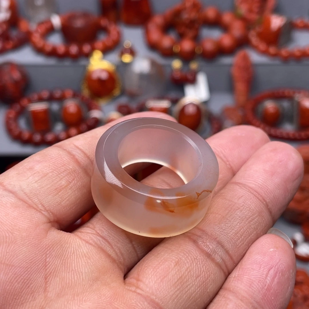 南红玛瑙未镶嵌珠宝奇石戒指