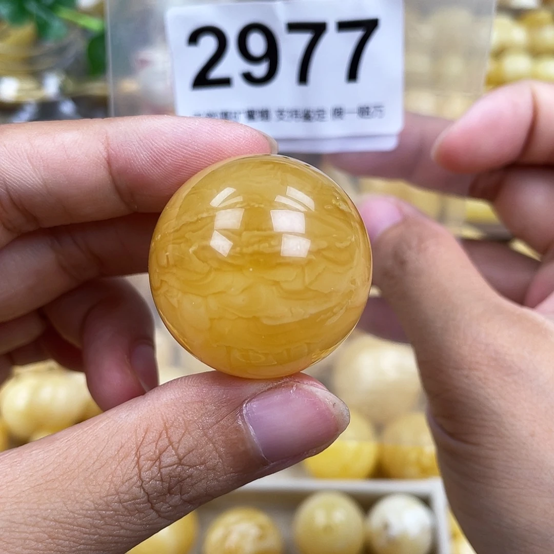 琥珀未镶嵌珠宝奇石31.5
