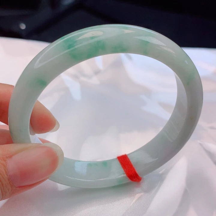 翡翠未镶嵌手镯56圈