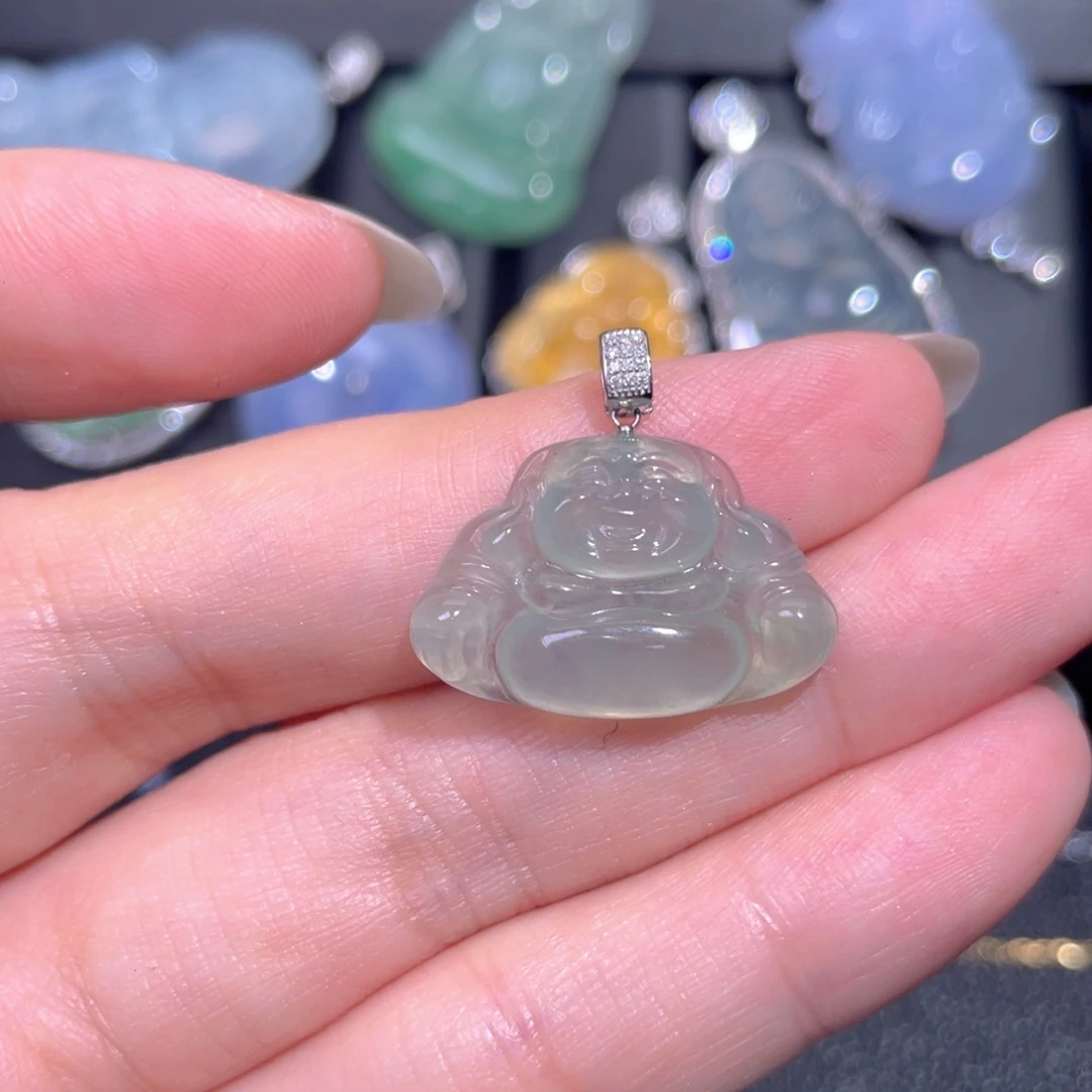 颈饰18K金镶嵌翡翠翡翠