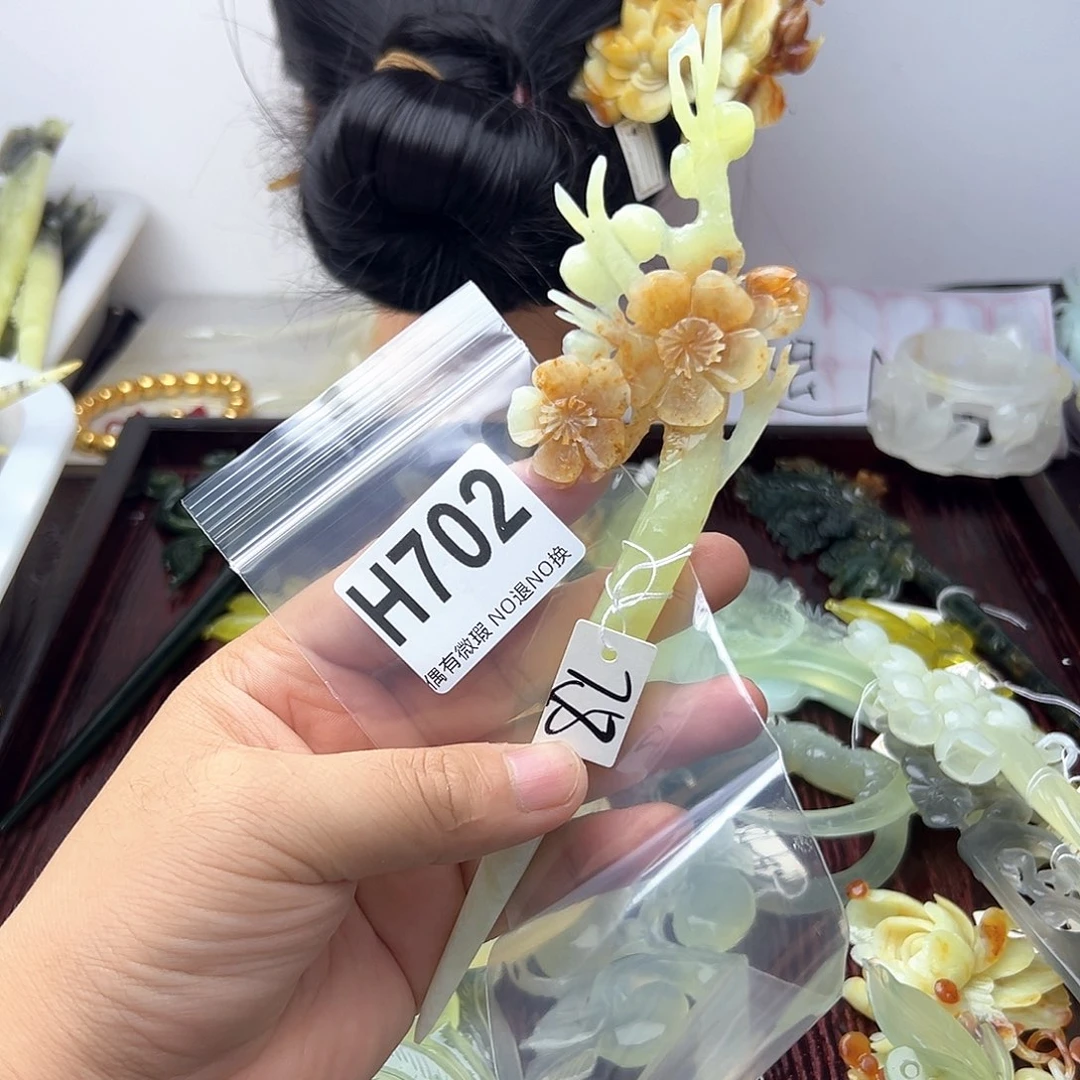 蛇纹石玉合金发饰小*子