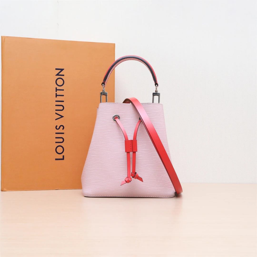 99新 LouisVuitton/路易威登 【娇】NÉONOÉ单肩包 2020 P244691070