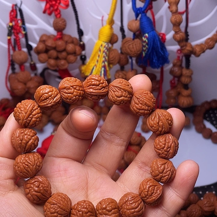 吊坠桃核龙纹桃枭