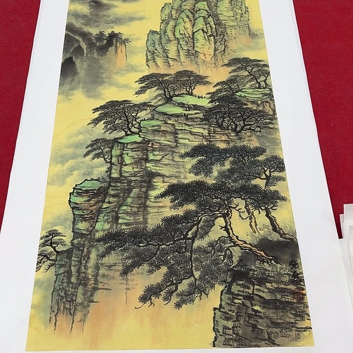 国画花鸟等图案为一体的大型