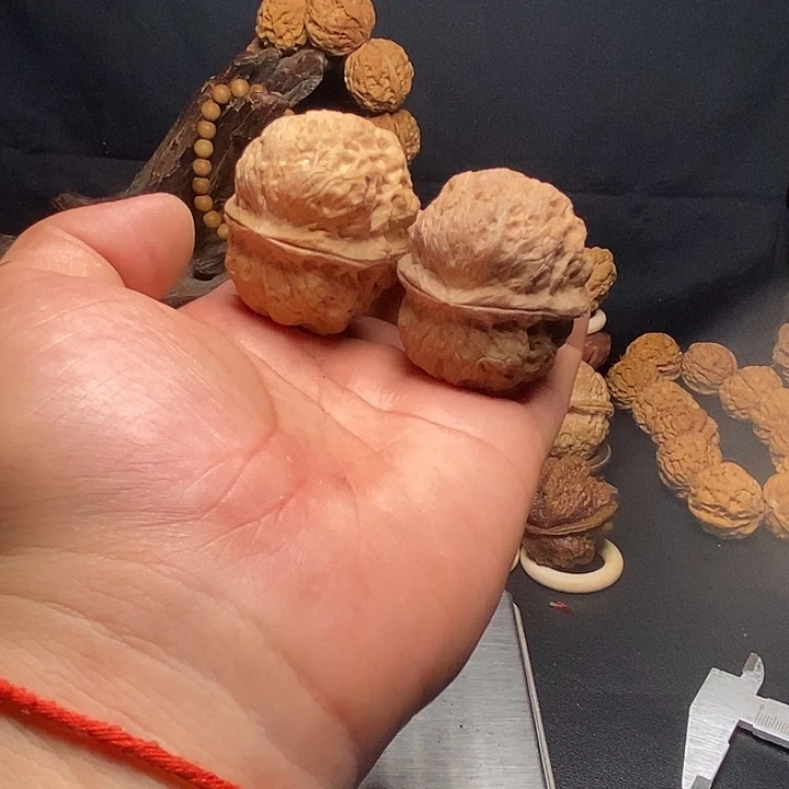 吊坠文玩核桃云南铁核桃18